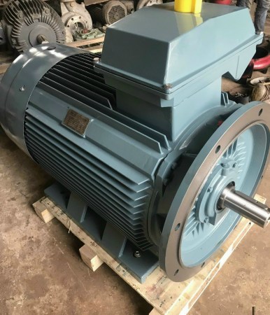 dong-co-220kw