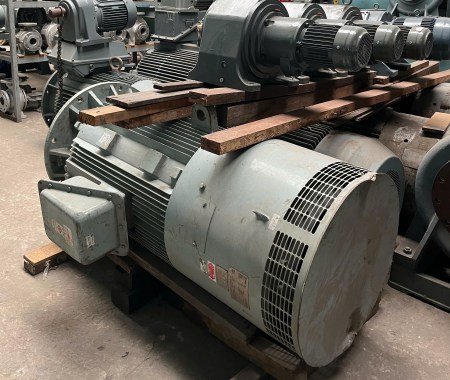 dong-co-dien-160kw59