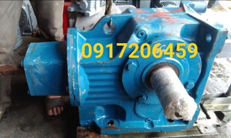 giam-toc-22kw9